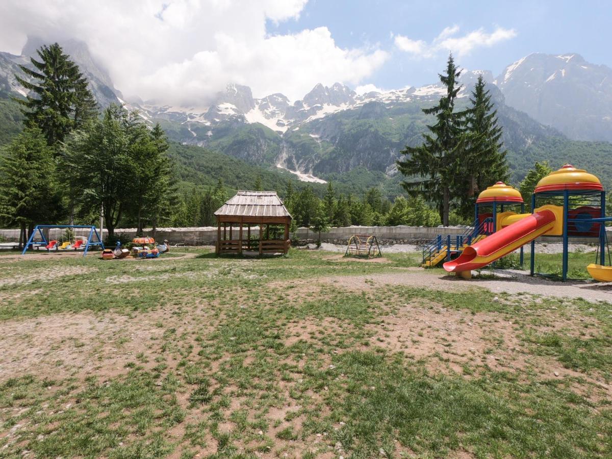 Fusha E Gjes Hotel Вальбоне Екстер'єр фото